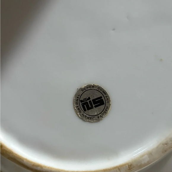 Vintage Floral Teapot with Orange Accents - Picture 7 of 12